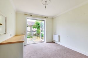 Dining Room- click for photo gallery